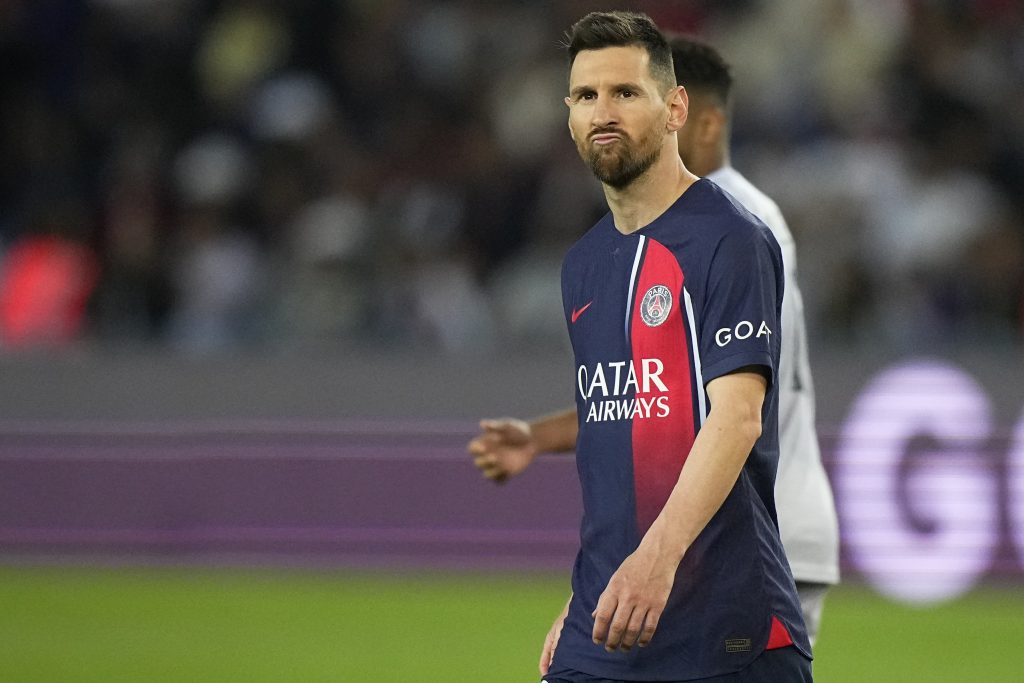 Căn bệnh thiếu GHD đã ảnh hưởng tới chiều cao Messi Căn bệnh thiếu GHD đã ảnh hưởng tới chiều cao Messi
