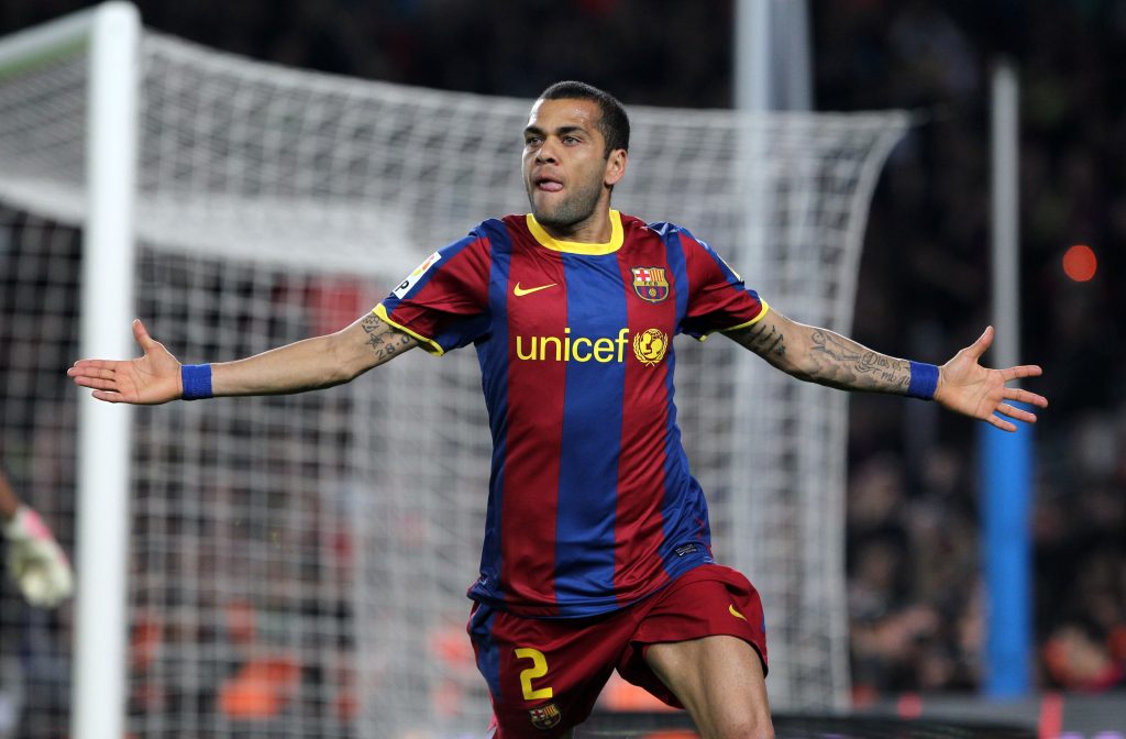 Alves đạt đến đỉnh cao tại Barcelona Alves đạt đến đỉnh cao tại Barcelona