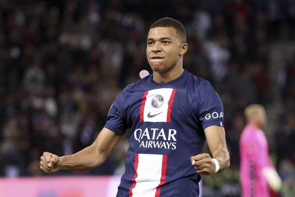 Kylian Mbappe một trong những tài năng trẻ của PSG Kylian Mbappe một trong những tài năng trẻ của PSG