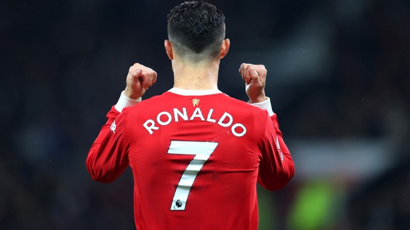 Ronaldo là kiên trì, là nỗ lực và là cả những điều không tưởng Ronaldo là kiên trì, là nỗ lực và là cả những điều không tưởng