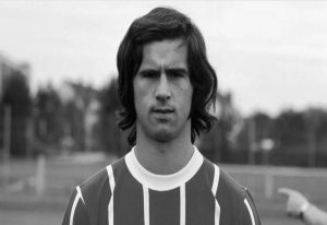 Gerd Muller - Ông vua dội bom người Đức 6 Gerd Muller - Ông vua dội bom người Đức