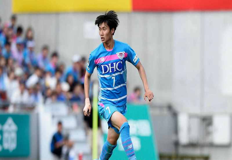 Daichi Kamada là một cầu thủ bóng đá chuyên nghiệp người Nhật Bản Daichi Kamada là một cầu thủ bóng đá chuyên nghiệp người Nhật Bản