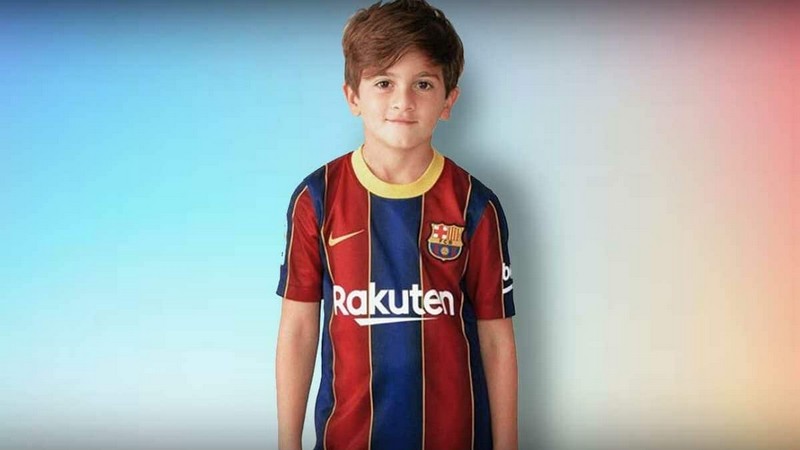 Thiago Messi là con trai cả của ngôi sao bóng đá người Argentina Thiago Messi là con trai cả của ngôi sao bóng đá người Argentina
