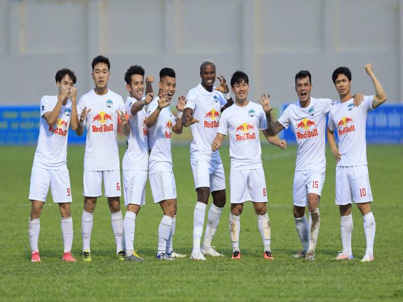 Câu lạc bộ bóng đá U-19 Hoàng Anh Gia Lai là một trong những đội bóng đá trẻ nổi tiếng và có uy tín tại Việt Nam Câu lạc bộ bóng đá U-19 Hoàng Anh Gia Lai là một trong những đội bóng đá trẻ nổi tiếng và có uy tín tại Việt Nam