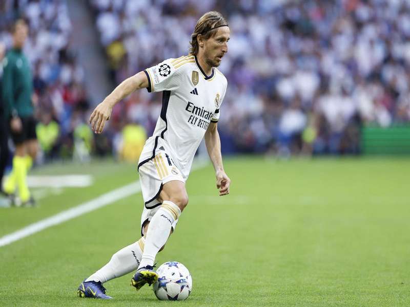 Luka Modric là một trong những cầu thủ Croatia nổi tiếng nhất trong mùa giải Luka Modric là một trong những cầu thủ Croatia nổi tiếng nhất trong mùa giải