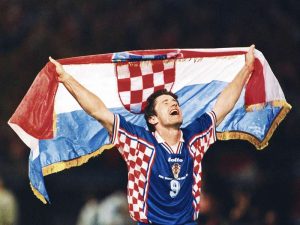 Cầu thủ Croatia nổi tiếng - Những ngôi sao của làng bóng đá 10 Cầu thủ Croatia nổi tiếng - Những ngôi sao của làng bóng đá