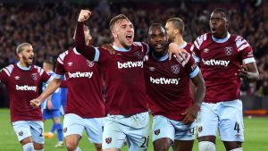 Câu lạc bộ bóng đá West Ham United, búa tạ của giải Ngoại Hạng Anh 7 Câu lạc bộ bóng đá West Ham United, búa tạ của giải Ngoại Hạng Anh