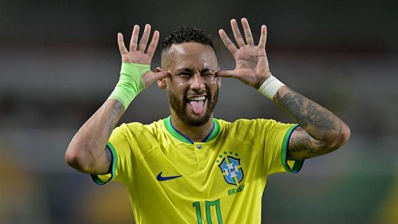 Neymar dù cũng để lại thất vọng nhưng nhìn chung cũng là cái tên xuất sắc Neymar dù cũng để lại thất vọng nhưng nhìn chung cũng là cái tên xuất sắc