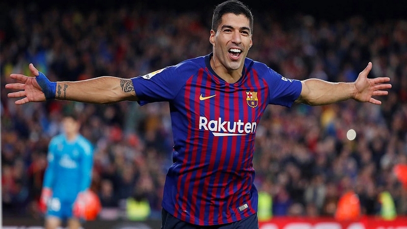 Suarez từng gây ấn tượng khi ghi được 2 cú poker liên tiếp Suarez từng gây ấn tượng khi ghi được 2 cú poker liên tiếp