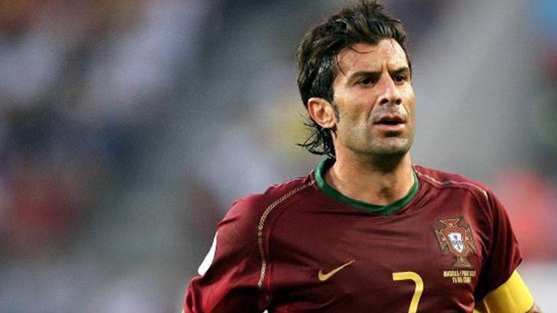 Luis Figo cũng từng là một cái tên vĩ đại của bóng đá Bồ Đào Nha Luis Figo cũng từng là một cái tên vĩ đại của bóng đá Bồ Đào Nha