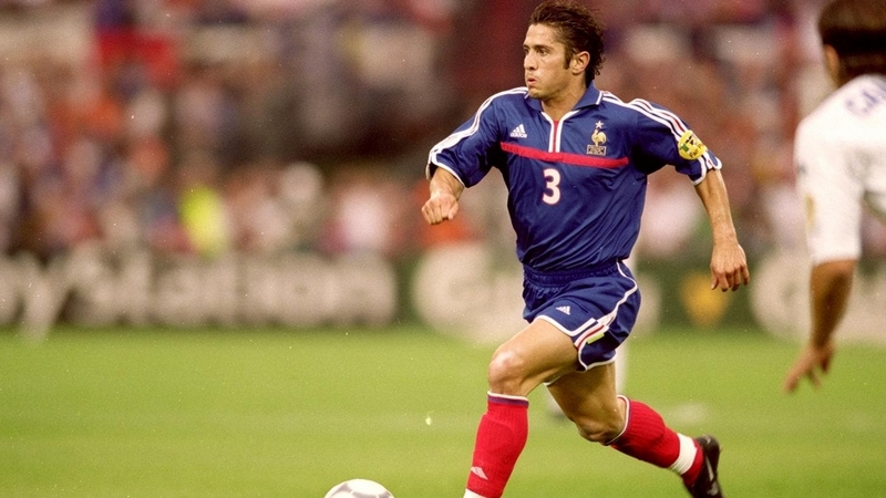 Bixente Lizarazu là một cái tên xuất sắc trong lịch sử Bixente Lizarazu là một cái tên xuất sắc trong lịch sử