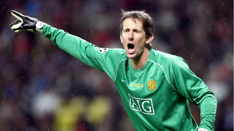 Edwin Van Der Sar cũng là cái tên rất ấn tượng Edwin Van Der Sar cũng là cái tên rất ấn tượng