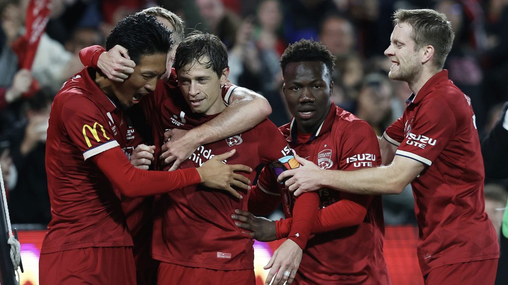Câu lạc bộ bóng đá Adelaide United - Đại diện ấn tượng của bóng đá Australia 1 Câu lạc bộ bóng đá Adelaide United - Đại diện ấn tượng của bóng đá Australia