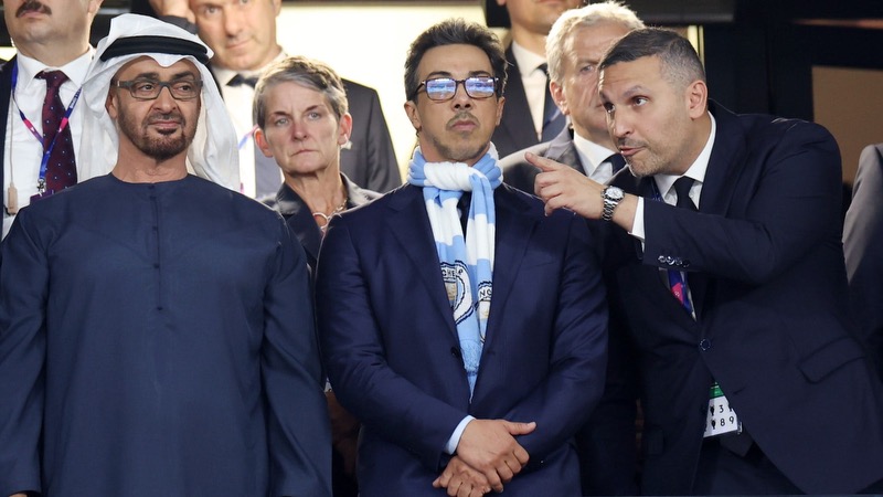 Với sự hỗ trợ của ông chủ Sheikh Mansour, Manchester City không tiếc tiền với các kế hoạch Với sự hỗ trợ của ông chủ Sheikh Mansour, Manchester City không tiếc tiền với các kế hoạch