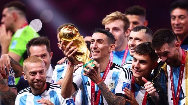 Nếu như Messi là vị chúa của Argentina thì Di Maria cũng có thành tích không kém Nếu như Messi là vị chúa của Argentina thì Di Maria cũng có thành tích không kém