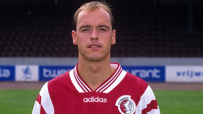 Huấn luyện viên Erik Ten Hag không để lại ấn tượng khi chơi bóng Huấn luyện viên Erik Ten Hag không để lại ấn tượng khi chơi bóng