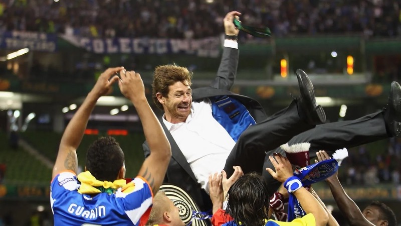 Thành công với Porto đã khiến người hâm mộ liên tưởng ông với Mourinho Thành công với Porto đã khiến người hâm mộ liên tưởng ông với Mourinho