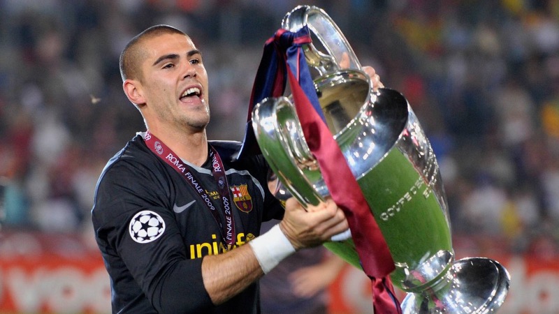 Thủ môn Victor Valdes trưởng thành và giành mọi danh hiệu với Barca Thủ môn Victor Valdes trưởng thành và giành mọi danh hiệu với Barca