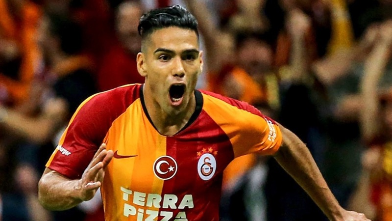 Và cả mãnh hổ Falcao Và cả mãnh hổ Falcao