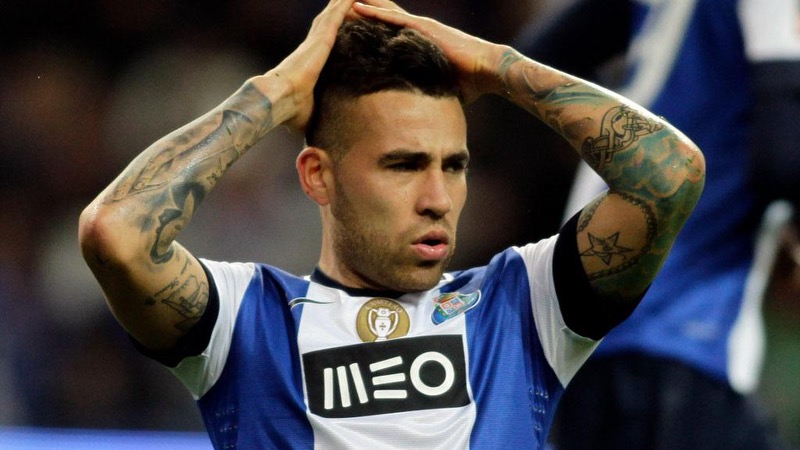 Cầu thủ Nicolas Otamendi cũng có ấn tượng lớn trong đầu sự nghiệp của mình Cầu thủ Nicolas Otamendi cũng có ấn tượng lớn trong đầu sự nghiệp của mình
