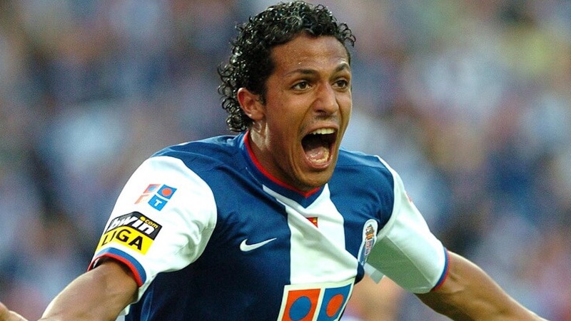 Bruno Alves cũng có thời gian dài cống hiến Bruno Alves cũng có thời gian dài cống hiến