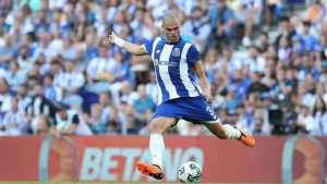 Top 7 hậu vệ FC Porto xuất sắc nhất: Pepe sánh ngang những huyền thoại 3 Top 7 hậu vệ FC Porto xuất sắc nhất: Pepe sánh ngang những huyền thoại