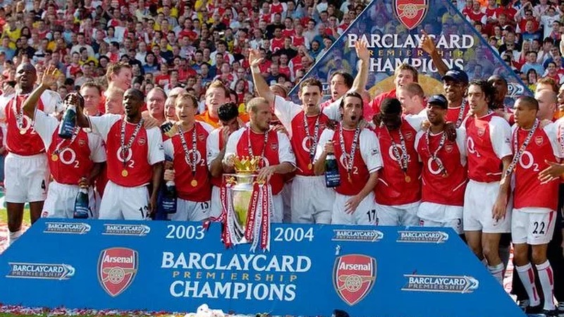Nhưng tại sân vận động Emirates Stadium chưa từng có một danh hiệu lớn Nhưng tại sân vận động Emirates Stadium chưa từng có một danh hiệu lớn
