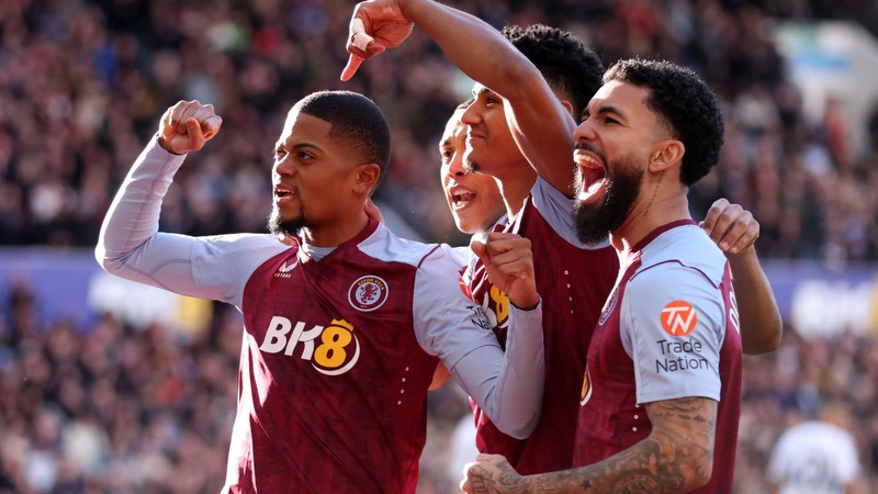 Và một câu lạc bộ Aston Villa rất khác Và một câu lạc bộ Aston Villa rất khác