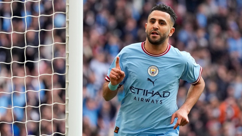 Sau đó là những thành công vang dội với Man City Sau đó là những thành công vang dội với Man City