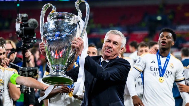 Vị chiến lược gia với 5 chức vô địch Champions League Vị chiến lược gia với 5 chức vô địch Champions League