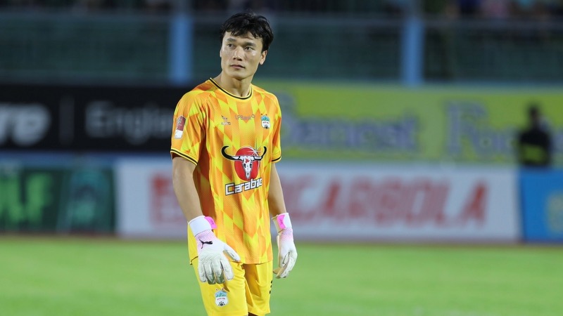 Nhưng hiện tại thì anh cũng đang cho thấy tín hiệu trở lại Nhưng hiện tại thì anh cũng đang cho thấy tín hiệu trở lại
