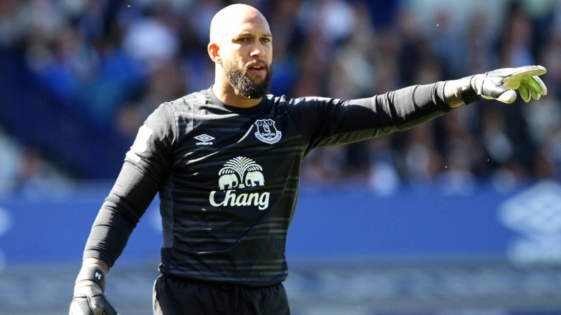 Thủ môn Tim Howard xứng đáng là huyền thoại của Everton Thủ môn Tim Howard xứng đáng là huyền thoại của Everton