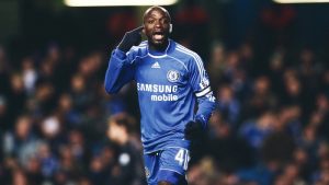 Cầu thủ Claude Makelele - Khởi nguồn của thứ bóng đá pressing 8 Cầu thủ Claude Makelele - Khởi nguồn của thứ bóng đá pressing