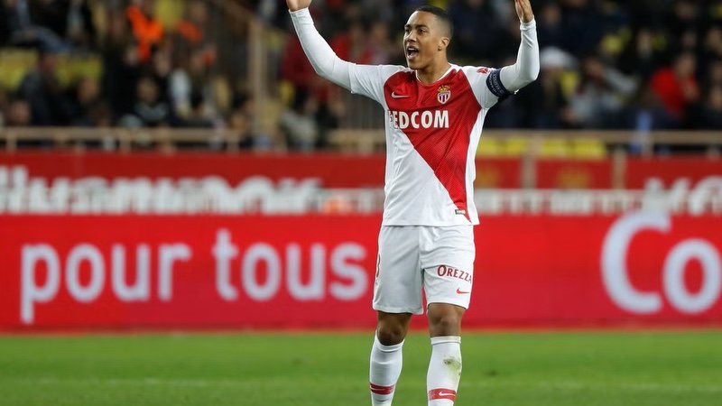 Nhưng sau đó tại Monaco thi cái tên này lại không thực sự quá nổi bật Nhưng sau đó tại Monaco thi cái tên này lại không thực sự quá nổi bật