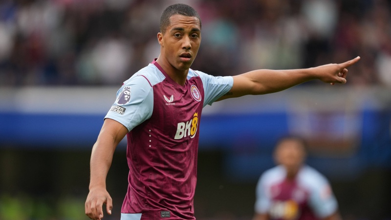 Nhưng chắc rằng với Aston Villa thì câu thủ này đã thực sự thành công Nhưng chắc rằng với Aston Villa thì câu thủ này đã thực sự thành công