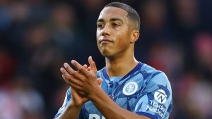 Cầu thủ Youri Tielemans - Ngôi sao quan trọng của Unai Emery 5 Cầu thủ Youri Tielemans - Ngôi sao quan trọng của Unai Emery