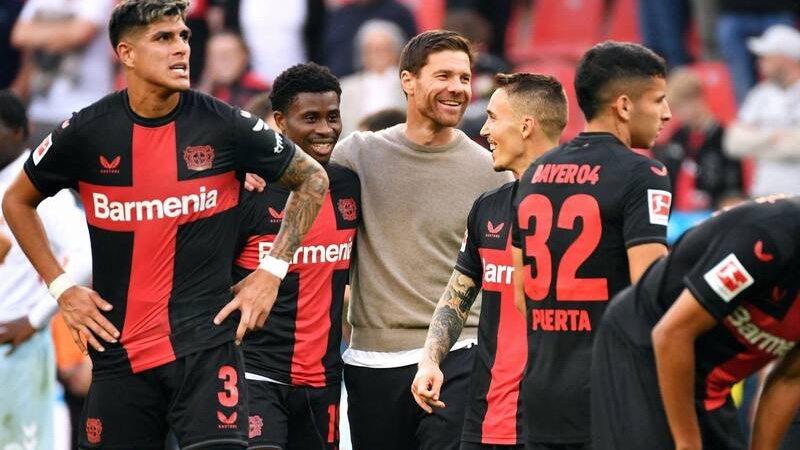 Và làm nên lịch sử với Bayer Leverkusen trong mùa giải qua Và làm nên lịch sử với Bayer Leverkusen trong mùa giải qua