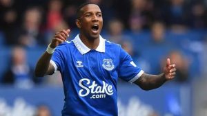 Cầu thủ Ashley Young - Tưởng trẻ nhưng lại là cây trường sinh tại nước Anh 8 Cầu thủ Ashley Young - Tưởng trẻ nhưng lại là cây trường sinh tại nước Anh