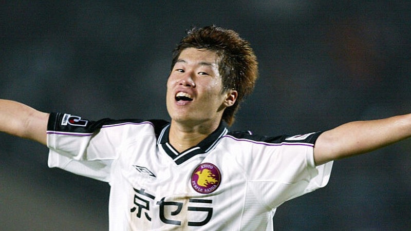 Cầu thủ Park Ji Sung là một sản phẩm của hệ thống bóng đá học đường Cầu thủ Park Ji Sung là một sản phẩm của hệ thống bóng đá học đường