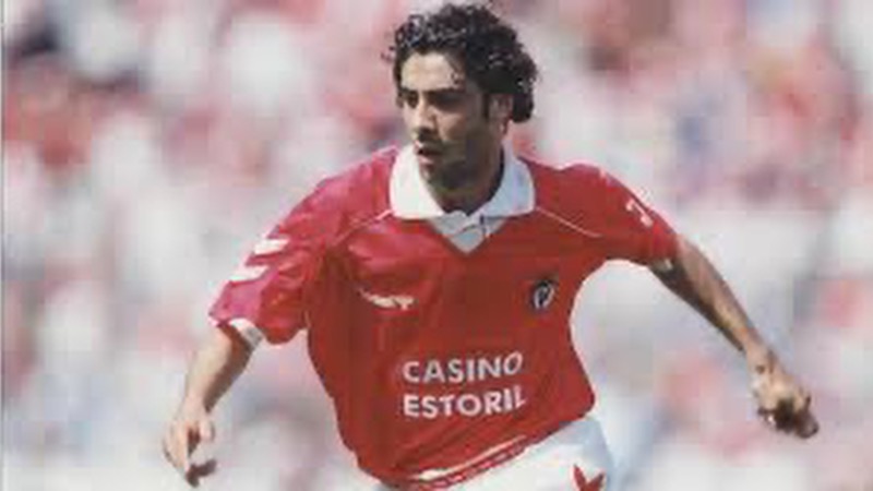 Cầu thủ Rui Costa đã là một cái tên tài năng Cầu thủ Rui Costa đã là một cái tên tài năng