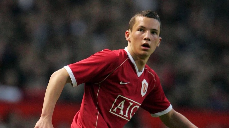 Cầu thủ Danny Drinkwater từng là một sản phẩm thất bại của MU Cầu thủ Danny Drinkwater từng là một sản phẩm thất bại của MU