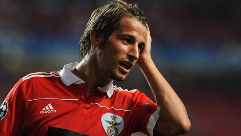 Cầu thủ Fabio Coentrao đã từng được nhận định là có tài năng lớn Cầu thủ Fabio Coentrao đã từng được nhận định là có tài năng lớn