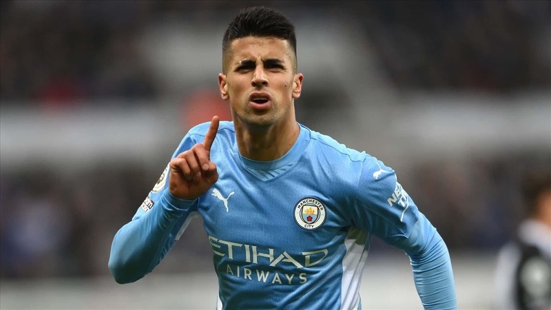 Nhưng sau đó đã tỏa sáng ấn tượng tại Man City Nhưng sau đó đã tỏa sáng ấn tượng tại Man City