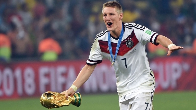 Cầu thủ Bastian Schweinsteiger có được mọi thứ vĩ đại trong bóng đá Cầu thủ Bastian Schweinsteiger có được mọi thứ vĩ đại trong bóng đá