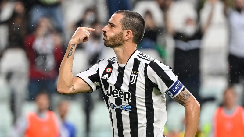 Sau đó, sự nghiệp của anh đã có mọi thành công với Juventus Sau đó, sự nghiệp của anh đã có mọi thành công với Juventus