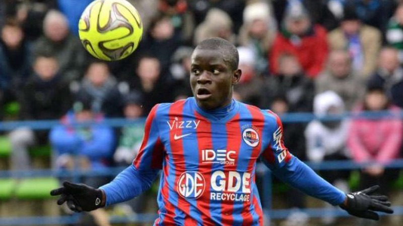 Cầu thủ N’Golo Kante đến với bóng đá từ điều bình thường nhất Cầu thủ N’Golo Kante đến với bóng đá từ điều bình thường nhất