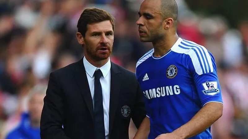 Anh cũng chơi cho Chelsea, nhưng không quá thành công Anh cũng chơi cho Chelsea, nhưng không quá thành công