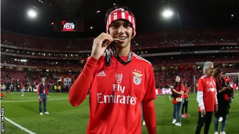 Cầu thủ Joao Felix đã từng được coi là thần đồng Cầu thủ Joao Felix đã từng được coi là thần đồng