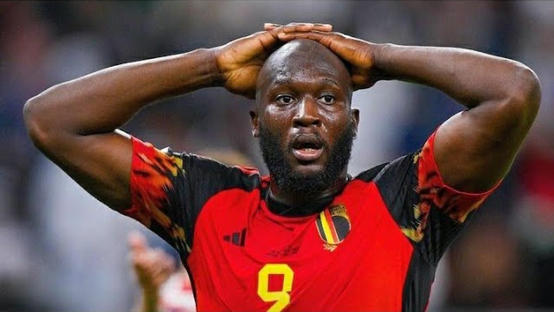 Nhiều người muốn xem cầu thủ Romelu Lukaku chơi bóng không vì tài năng của cầu thủ này Nhiều người muốn xem cầu thủ Romelu Lukaku chơi bóng không vì tài năng của cầu thủ này
