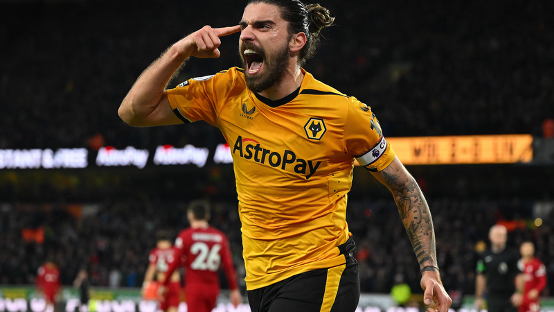 Sau đó cái tên này đã thực sự chơi ấn tượng trong màu áo của Wolves Sau đó cái tên này đã thực sự chơi ấn tượng trong màu áo của Wolves